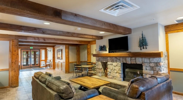 Dakota Lodge, Забронировать Отель Отели Кистон с бассейном, Бассейн