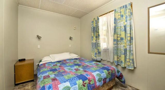 Четырёхместный номер Standard c 1 комнатой Albany Holiday Park