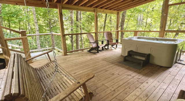 Номер Standard c 1 комнатой Bigfoots Hideaway 1 Bedroom Cabin by RedAwning