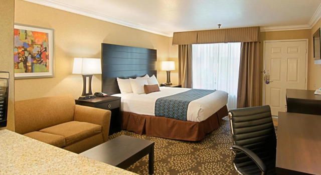 Двухместный номер Standard Hotel dLins Ontario Airport