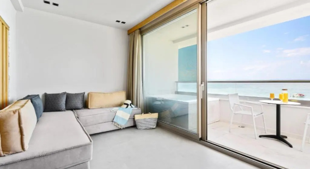 Люкс Emilys Luxury Suites