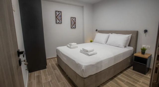 Raise Averof Serviced Apartments, Забронировать Апартаменты/квартира Афины Острова Саронического залива - Аттика, рядом с Дафни