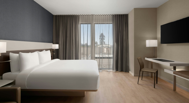 AC Hotel by Marriott Santa Rosa Sonoma Wine Country