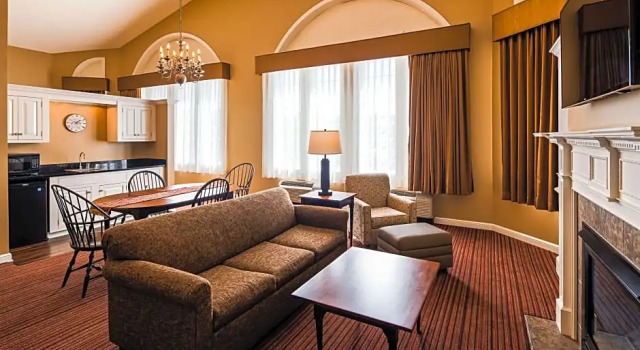 Апартаменты Best Western Plus Dutch Haus Inn and Suites