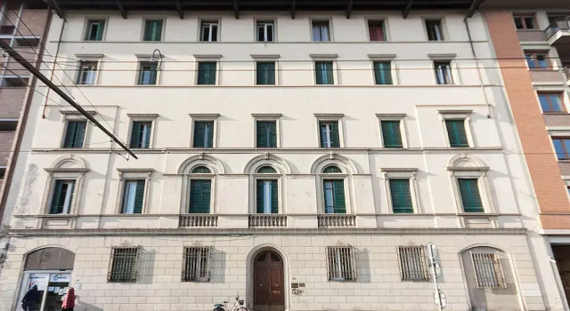 Mamo Florence - Alamanni Apartment, Забронировать Апартаменты/квартира Отели Флоренции с парковкой, рядом с Дворец Ручеллаи, Парковка
