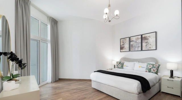 Vogue | Al Fahad Tower close to Mall of Emirates