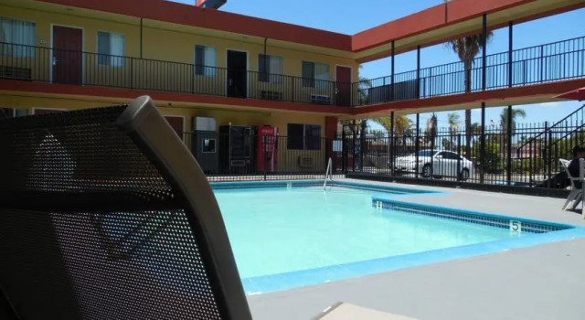Traveler Inn & Suites San Diego South Bay