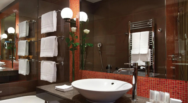Номер Deluxe Kempinski Hotel Das Tirol
