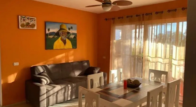 Sunny Apartment