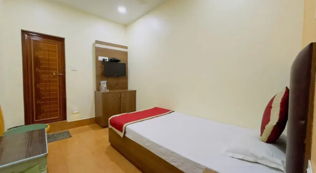 Goroomgo Mahabir inn Siliguri, Prenota Hotel Siliguri West Bengal