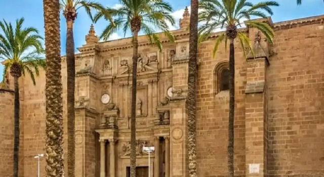 Belvilla by OYO Holiday Home in Almeria, Забронировать Апартаменты/квартира Отели Альмерия с парковкой, рядом с Церковь Святого Себастьяна, Парковка