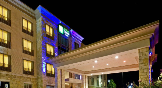 Holiday Inn Express & Suites Dallas NE - Allen by IHG