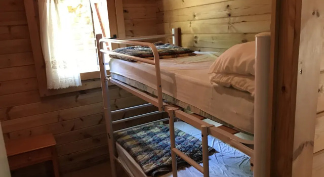 Camping Fuente de Regustrán, Брондау Кемпинг Graus Pirineo Aragonés