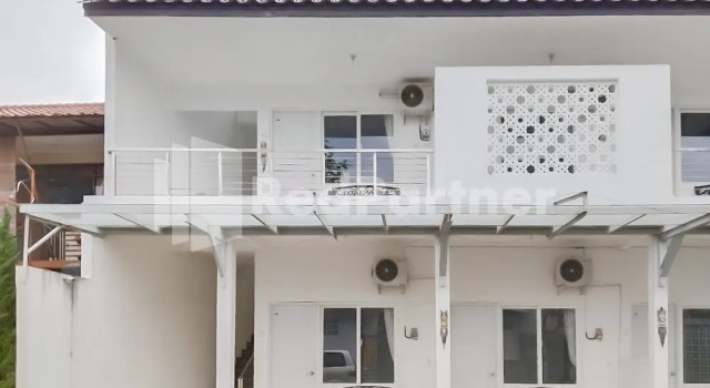 Khayrizsan Guest House Mitra RedDoorz, Rezervovat Penzión Tasikmalaya West Java