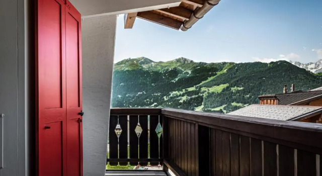 Двухместный номер Deluxe с балконом Experimental Chalet Verbier