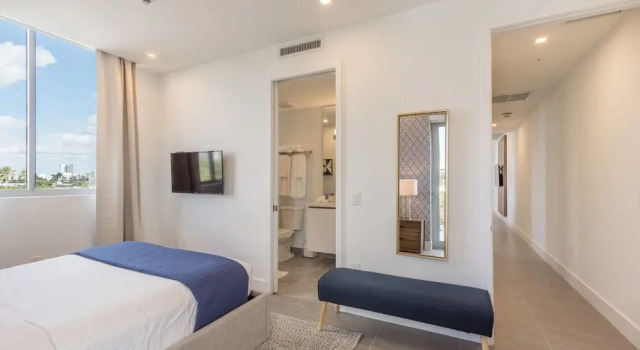 VHC Luxury Apartments 538-502