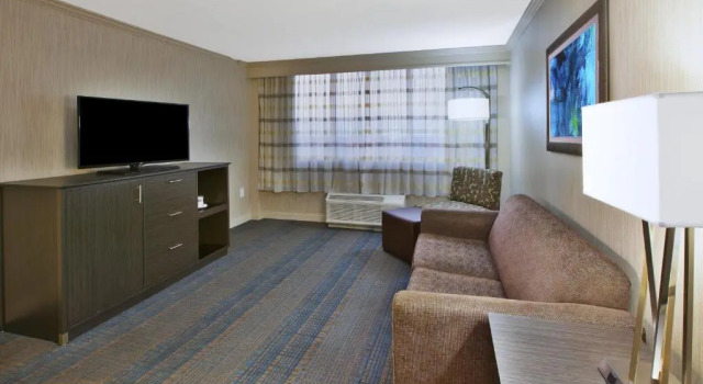 Люкс Holiday Inn Columbus Dwtn-Capitol Square by IHG