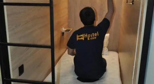 Hostel S size