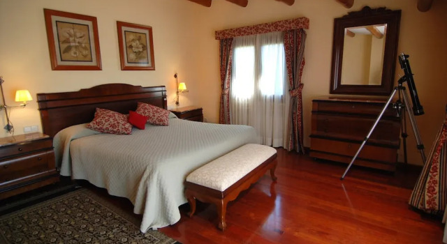 HomeHolidaysRentals Sybarite - Costa Barcelona, Rezervați Hotel Sant Cebria de Vallalta 