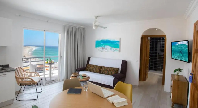 Апартаменты Deluxe ALTAVISTA APARTAHOTEL-Adults Only over 14
