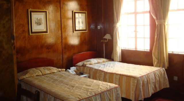 Oakwood Hotel