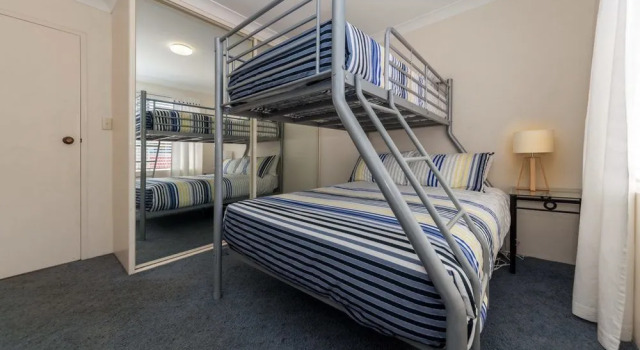 Laman Lodge, Unit 5, 15 Laman Street