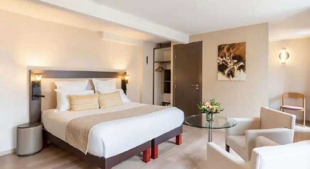 Трёхместный номер Standard Best Western Plus Hôtel Belfort Centre Gare
