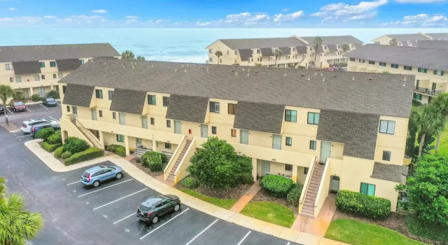 A1A South St Augustine 2 Bedroom Oceanview Condo Sleeps 8, Rezerwuj Apartament Hotele w Saint Augustine Area z parkingiem, Parking