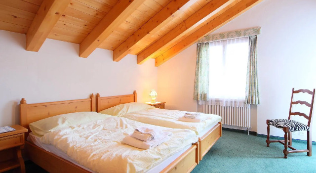 Linda - Four Bedroom
