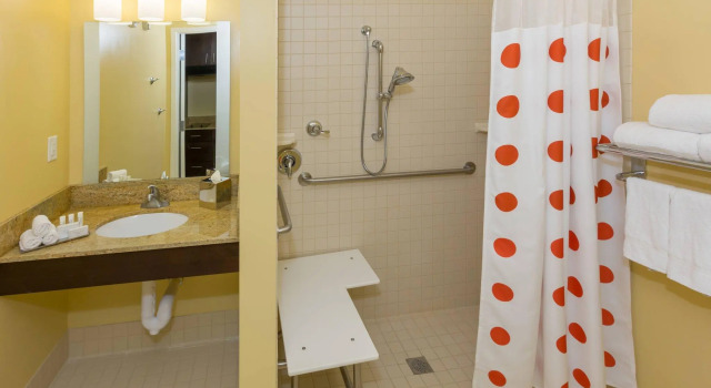 Четырёхместный люкс TownePlace Suites Buffalo Airport