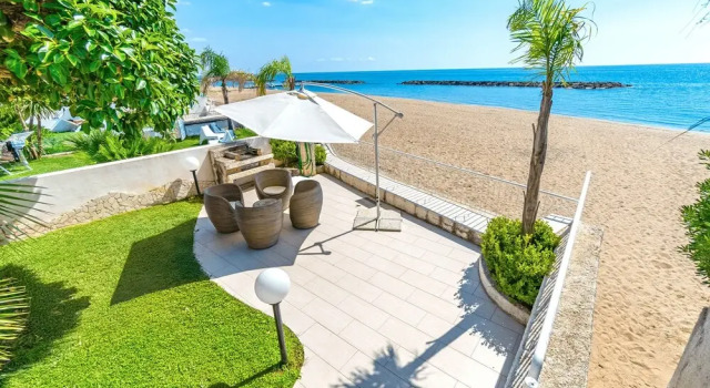 Luxury Villa on the Beach in Diamante, Sea View - Villa Ventre, Prenota Villa Hotel a Calabria con parcheggio, Parcheggio