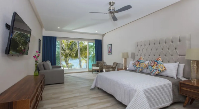 Полулюкс Classic с балконом Vista Vallarta All Suites On The Beach