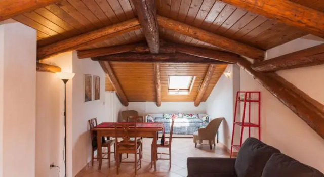 Lungo Po 25, Boek Hotel Borgo Po Turijn, in de buurt van Murazzi del Po