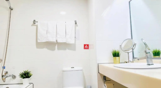 Шестиместный номер Standard Felicity Business Hotel