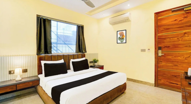 Люкс Luxury Hotel Golden Premium Near Aerocity Delhi