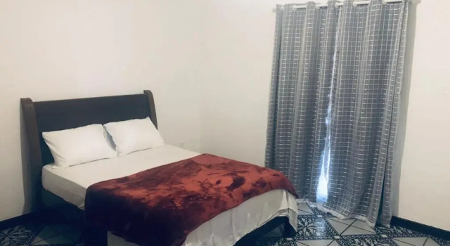 Suítes em Cabo Frio, Praia do foguete, Забронировать Отель Отели штата Рио-де-Жанейро с парковкой, Парковка