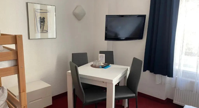 Четырёхместный номер Standard Bornholmer Hof im Prenzlauer Berg