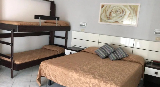 Четырёхместный номер Standard Hotel Des Bains