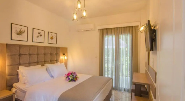 Студия Superior Ideal House
