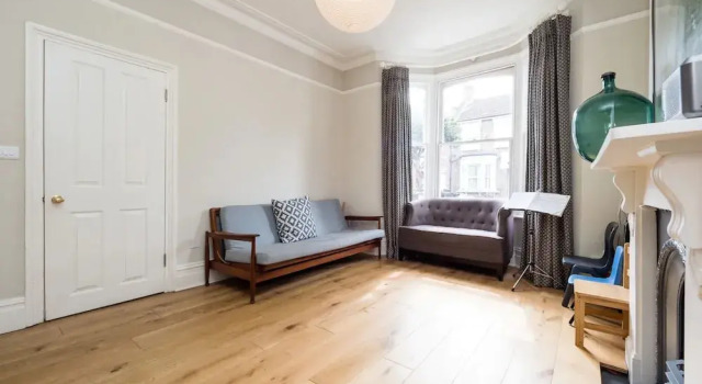 Lovely 4 Bedroom Terraced Family Home