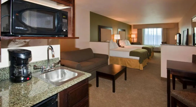 Двухместный люкс Holiday Inn Express & Suites Dewitt - Syracuse by IHG
