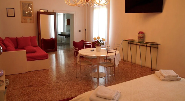B&B Giardino Jappelli, Prenota Bed & breakfast Hotel a Veneto con parcheggio, Parcheggio