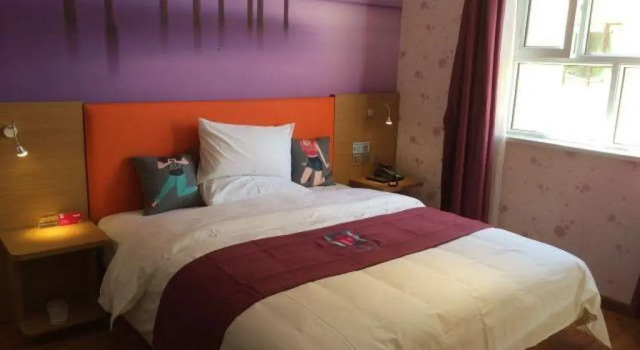 Номер Standard Pai Hotel Yining Huarui Hanren Street Dabazha