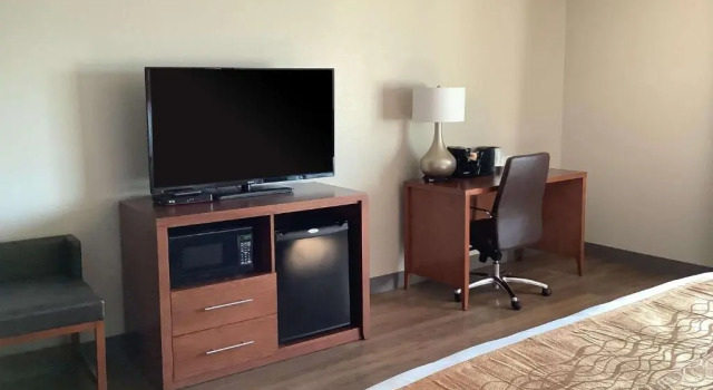 Двухместный люкс c 1 комнатой Comfort Inn & Suites Milford