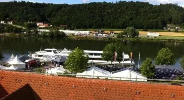Hotel Wittelsbacher Zollhaus, Rezerwuj Hotel Vilshofen 