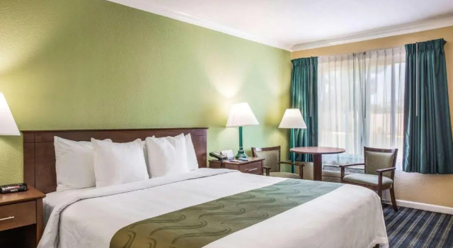 Номер Standard Quality Inn Santa Barbara