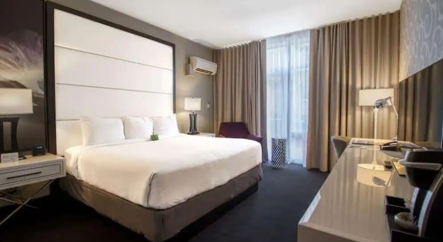 Номер Deluxe TRYP by Wyndham Savannah