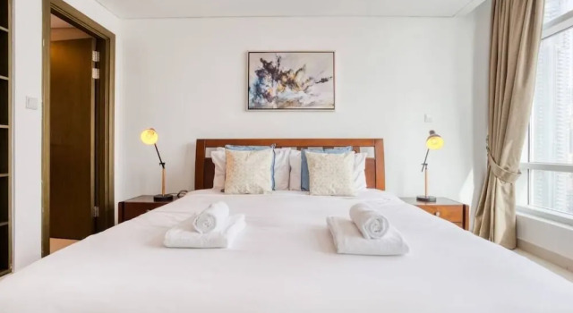 Bright Apartment, Steps Away to Burj Khalifa, Забронировать Апартаменты/квартира Даунтаун Дубай , рядом с Дубайский аквариум