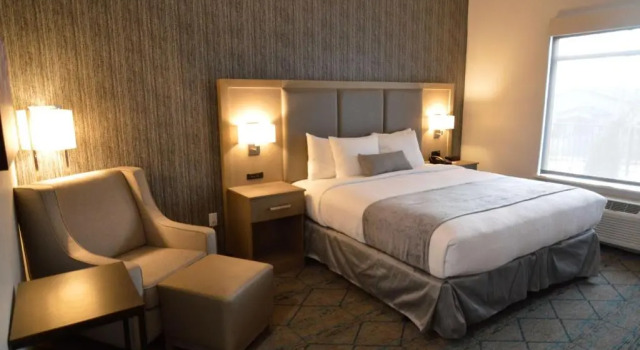 Номер Standard Best Western Plus Executive Residency Oklahoma City I-35