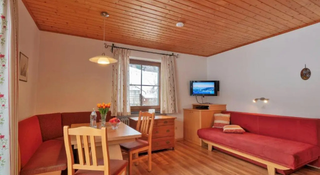 Апартаменты Comfort c 1 комнатой с балконом и с видом на горы Landhaus Schwaiger